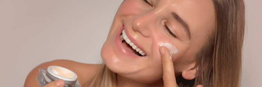 Consejos para elegir La Mejor crema antiarrugas con ácido hialurónico
